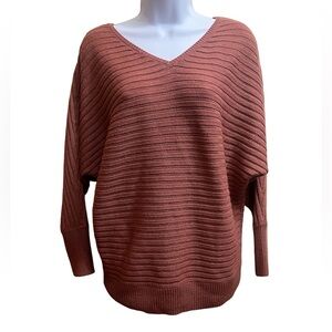 New York & Company slouchy double v neck sweater Size XS